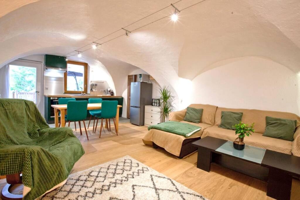 Апартаменты * Calme Et Cozy *Wifi*Vue Imprenable* Puy-Saint-Andre Экстерьер фото